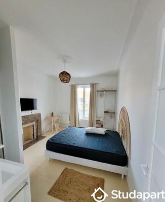 Chambre - 13 m² - 1 pièce