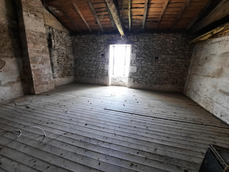 Maison - 186 m² - 5 pièces