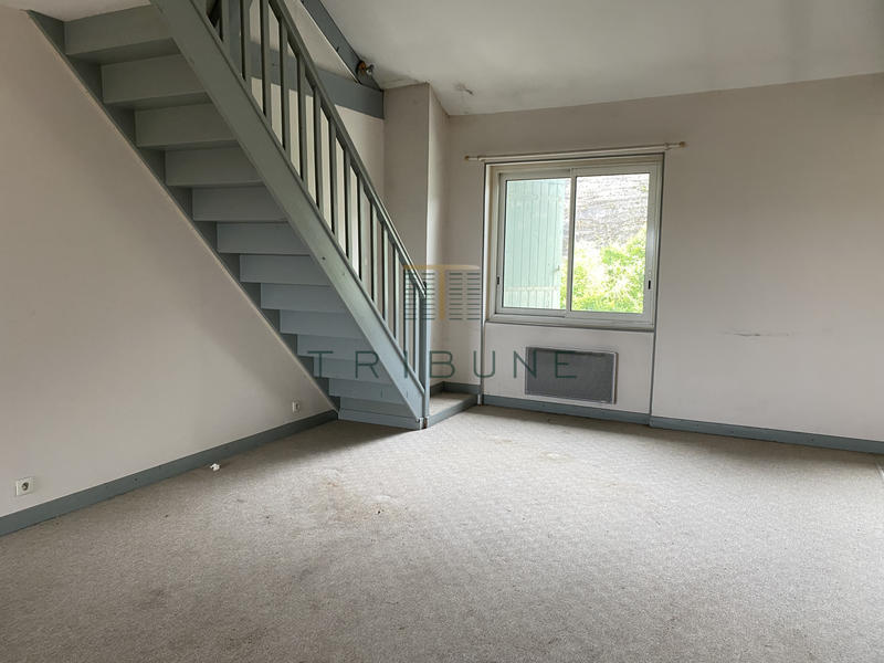 Maison - 253 m² - 8 pièces