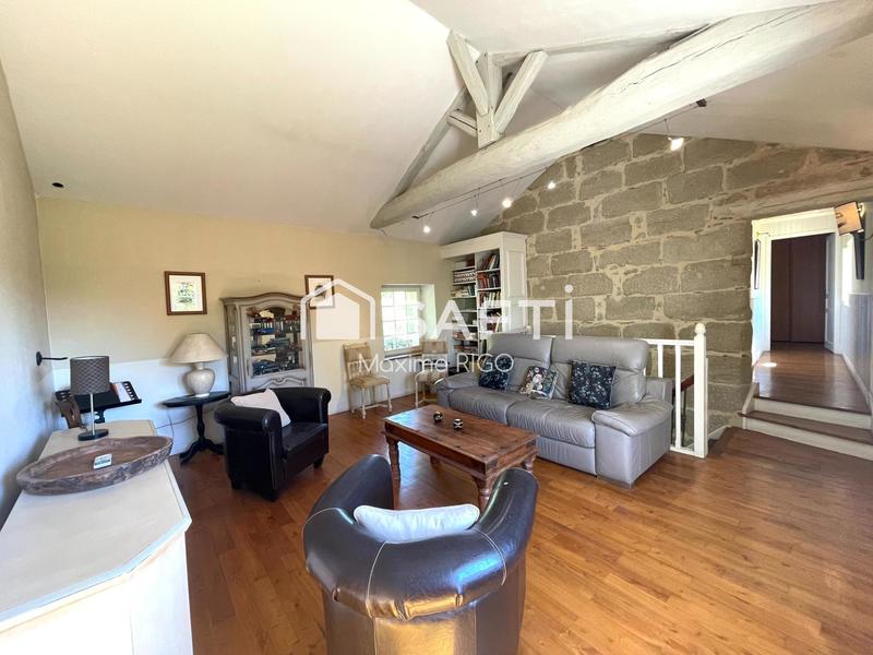 Maison - 155 m² - 6 pièces