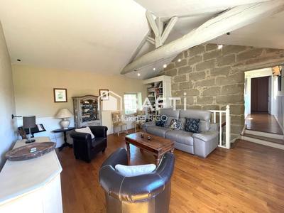 Maison - 155 m² - 6 pièces