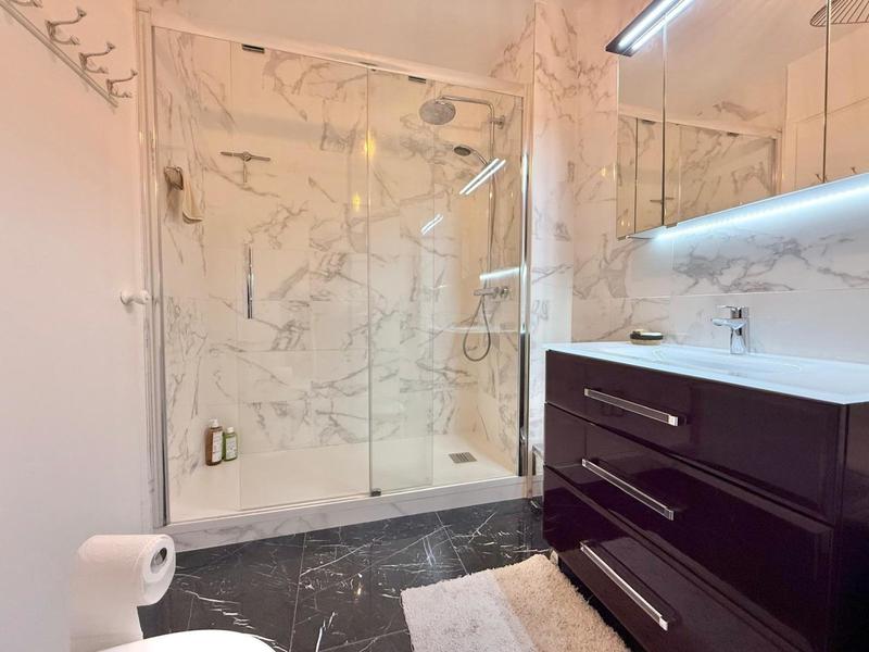 Appartement - 85 m² - 4 pièces