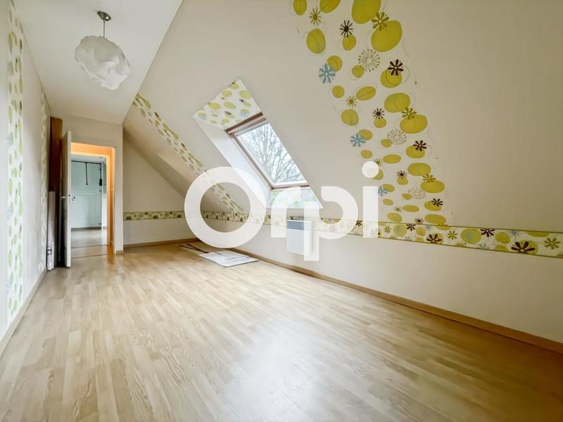 Maison - 122 m² - 6 pièces