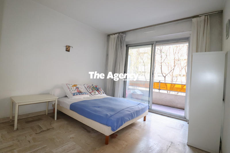 Appartement - 95 m² - 4 pièces