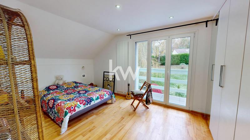 Maison - 178 m² - 6 pièces