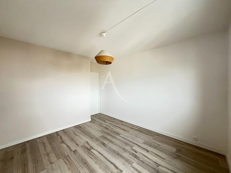 Appartement - 76 m² - 3 pièces