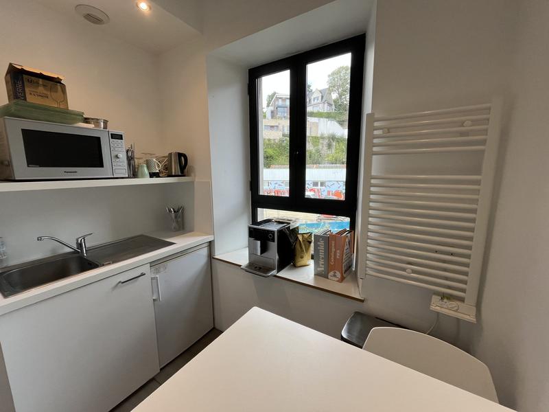 Bureau - 107 m² - 5 pièces