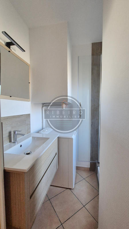 Appartement - 30 m² - 2 pièces