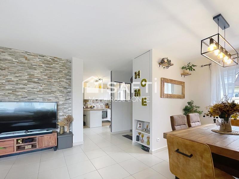 Maison - 91 m² - 5 pièces