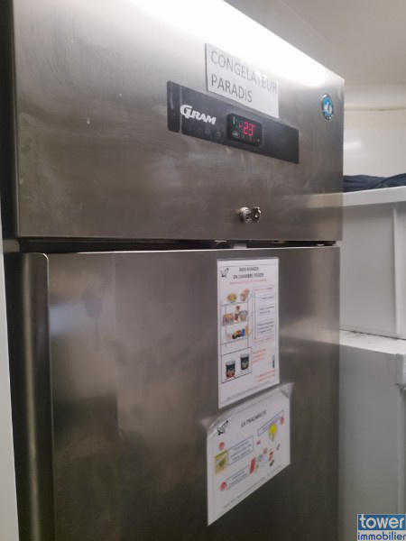 Fonds de commerce - Magasins - 80 m²