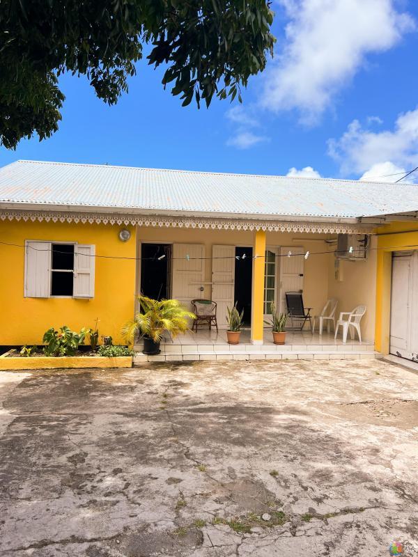 Maison ancienne - 118 m² - 3 pièces