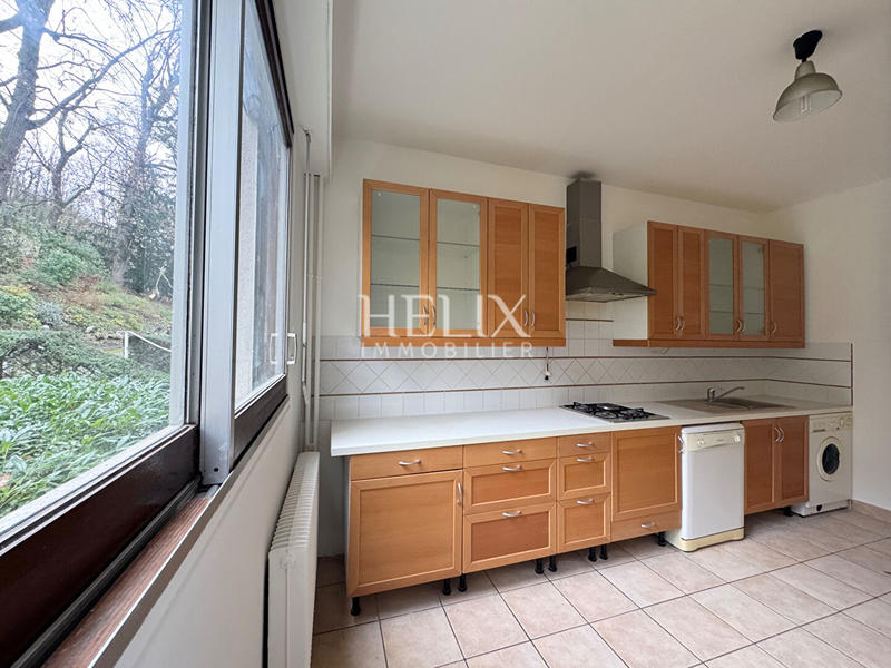 Appartement - 91 m² - 3 pièces