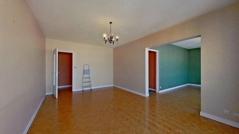 Appartement - 83 m² - 3 pièces