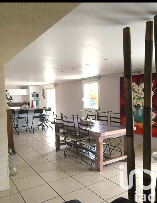 Maison - 209 m² - 6 pièces