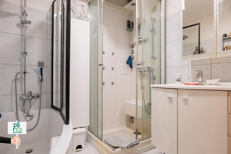 Maison - 283 m² - 10 pièces