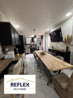 Maison - 270 m² - 8 pièces