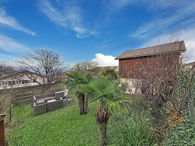 Maison - 200 m² - 7 pièces