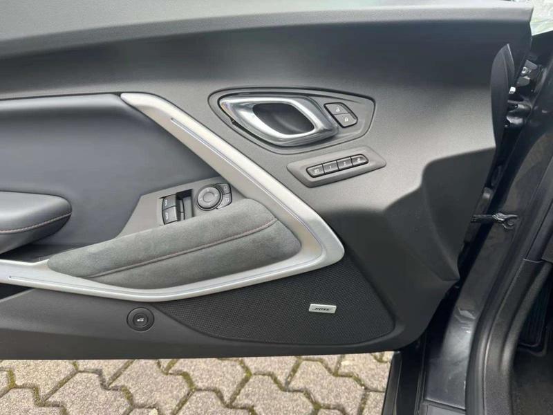 Chevrolet Camaro 6.2 V8 At 50th Anniversary Edition Voll