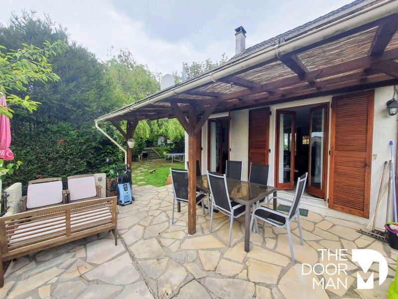 Pavillon - 136 m² - 5 pièces