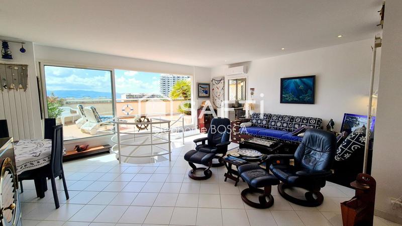 Appartement - 100 m² - 3 pièces