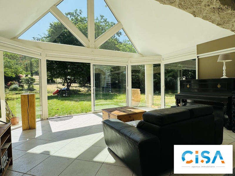 Maison - 180 m² - 8 pièces