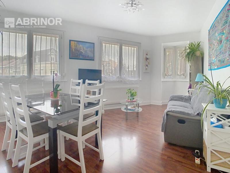 Appartement - 61 m² - 3 pièces