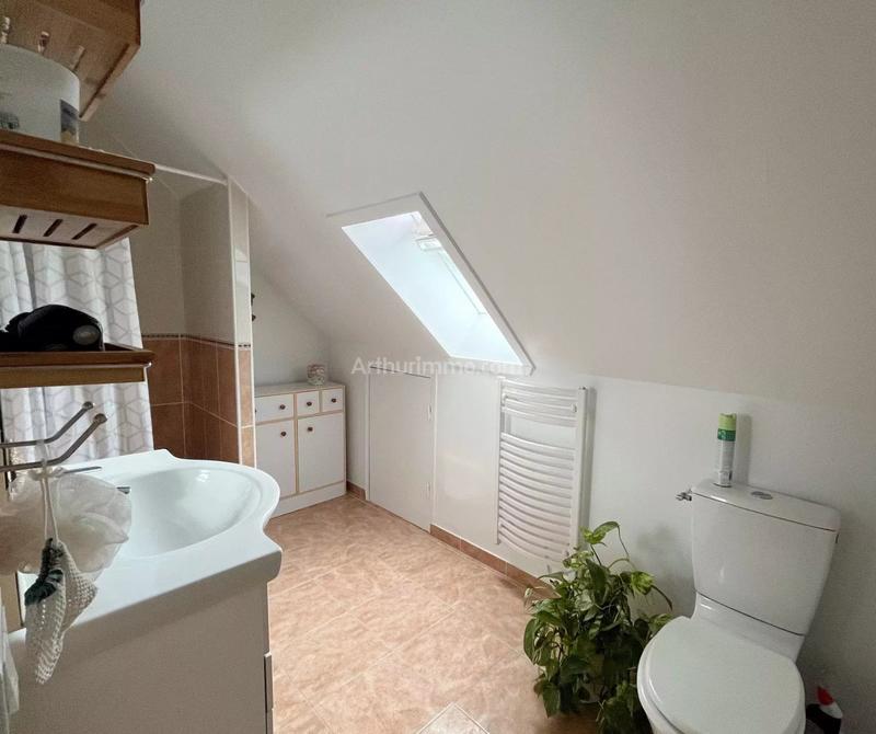 Maison - 121 m² - 6 pièces