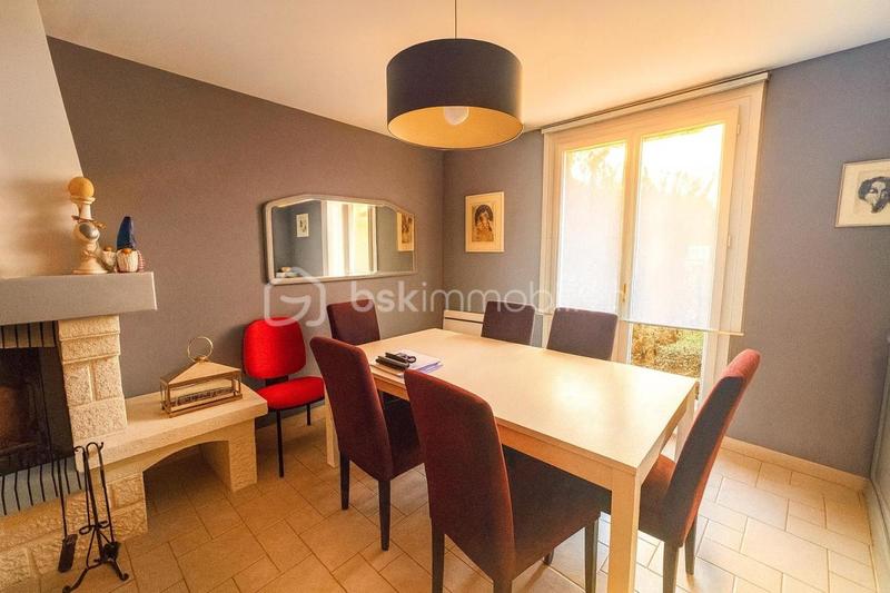 Maison - 90 m² - 5 pièces