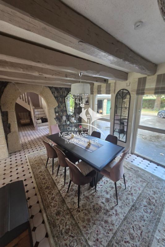 Maison en pierre - 211 m² - 8 pièces