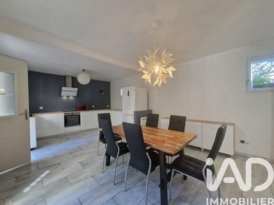 Appartement - 75 m² - 4 pièces