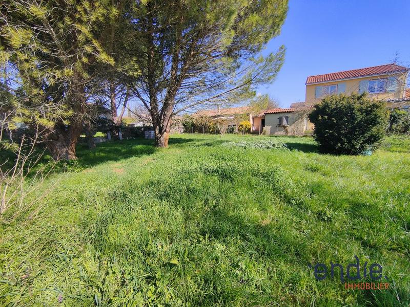 Terrain constructible - 466 m²