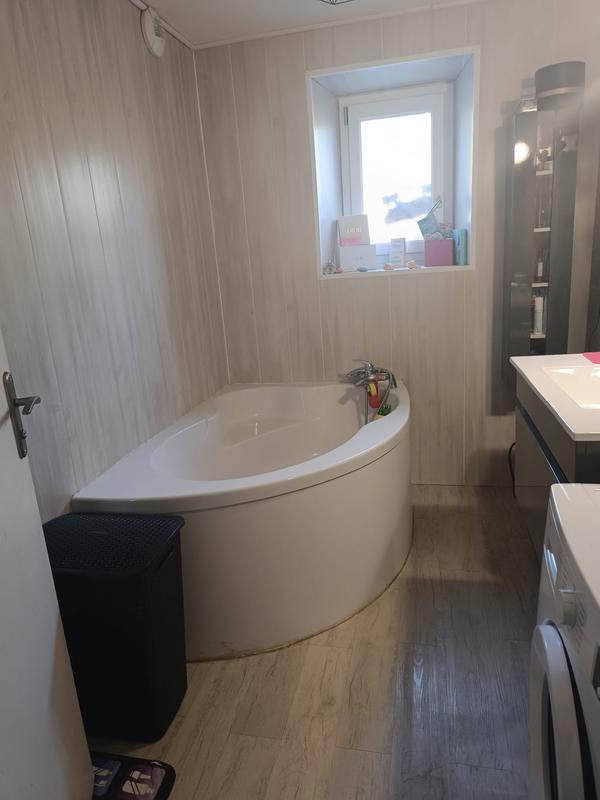 Maison - 200 m² - 7 pièces