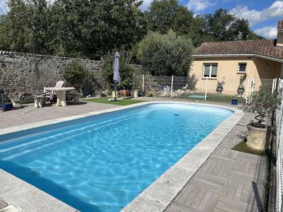 Maison - 123 m² - 6 pièces