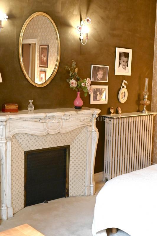 Demeure - 350 m² - 8 pièces