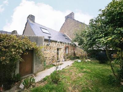 Maison - 135 m² - 7 pièces