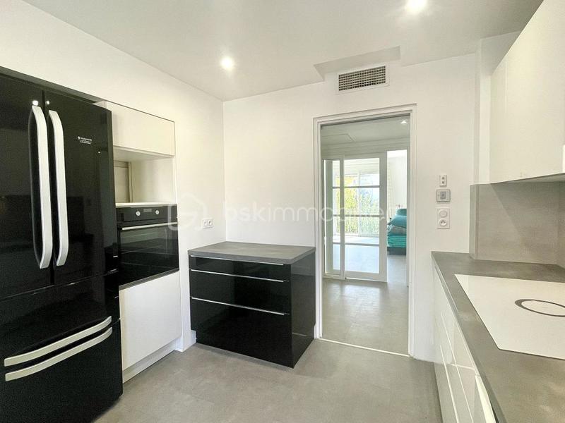 Appartement - 105 m² - 4 pièces