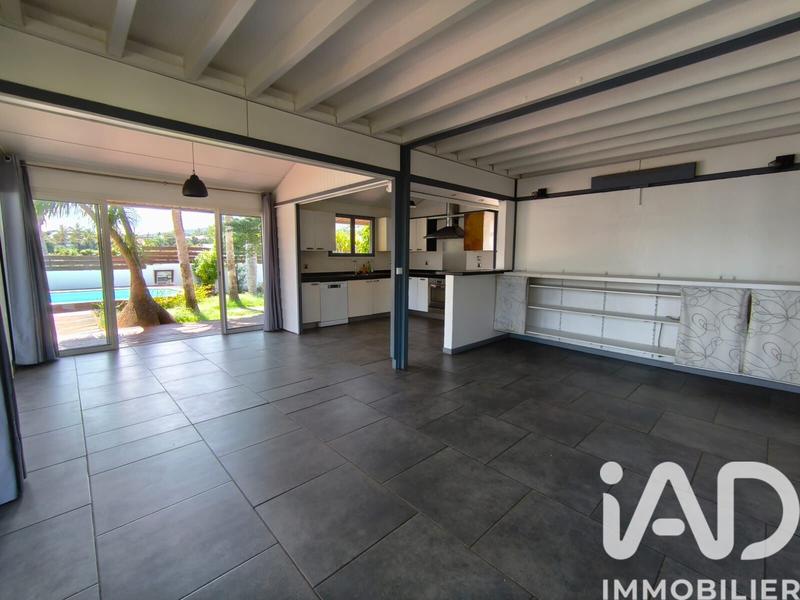 Maison - 139 m² - 5 pièces