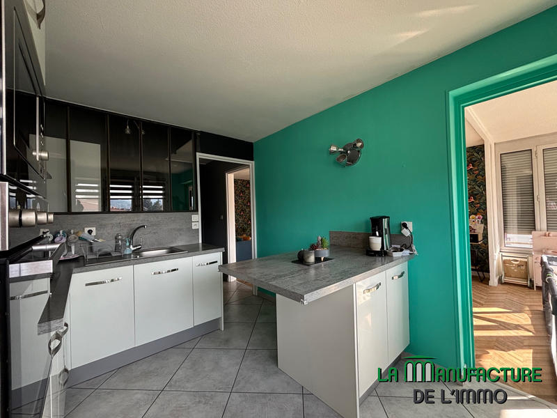 Duplex - 111 m² - 5 pièces