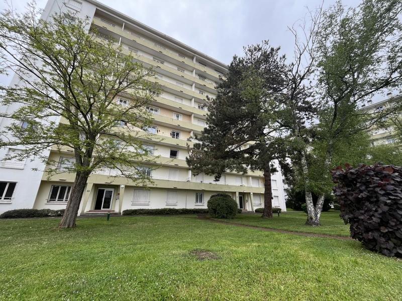 Appartement - 70 m² - 4 pièces