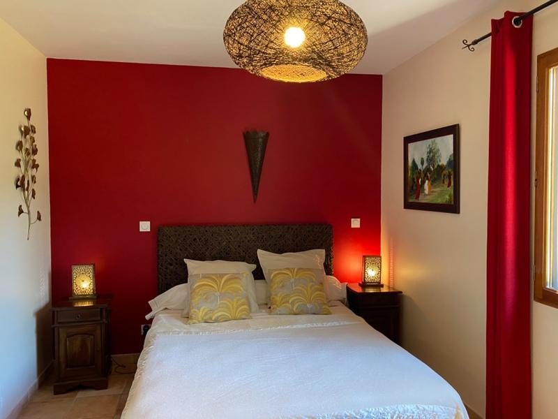 Maison - 275 m² - 10 pièces