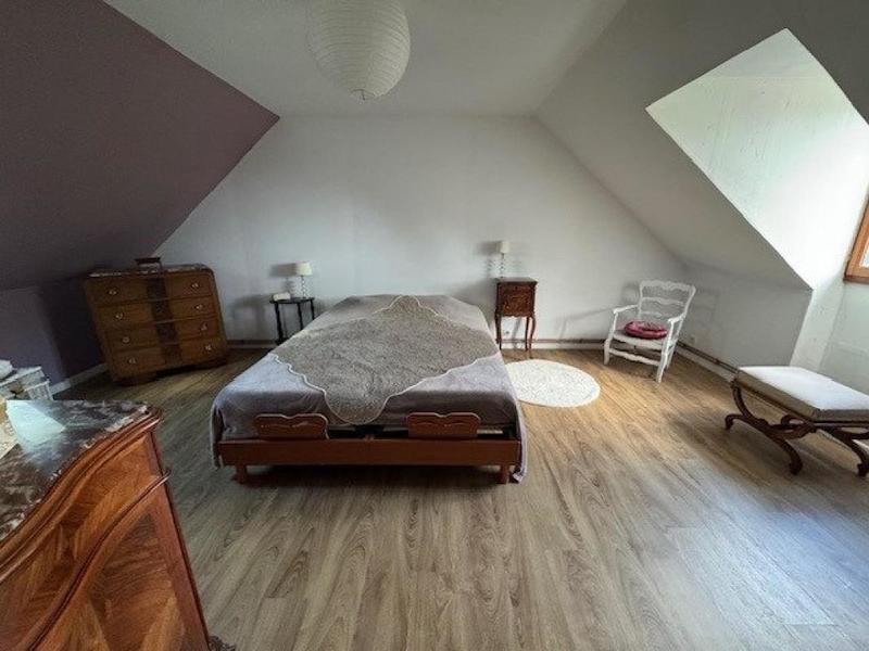 Maison traditionnelle - 140 m² - 7 pièces