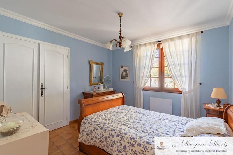 Villa - 136 m² - 6 pièces