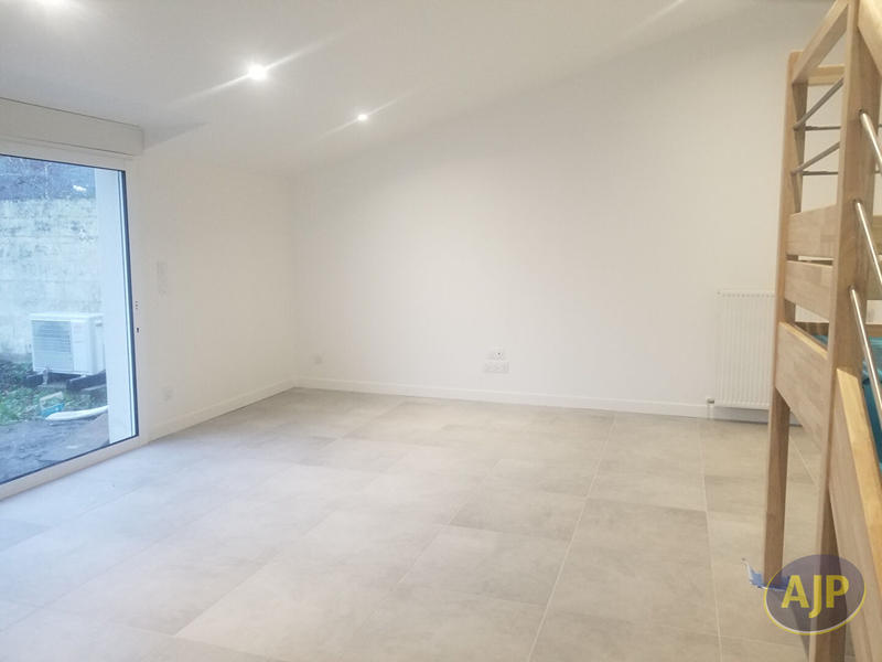 Maison - 94 m² - 4 pièces