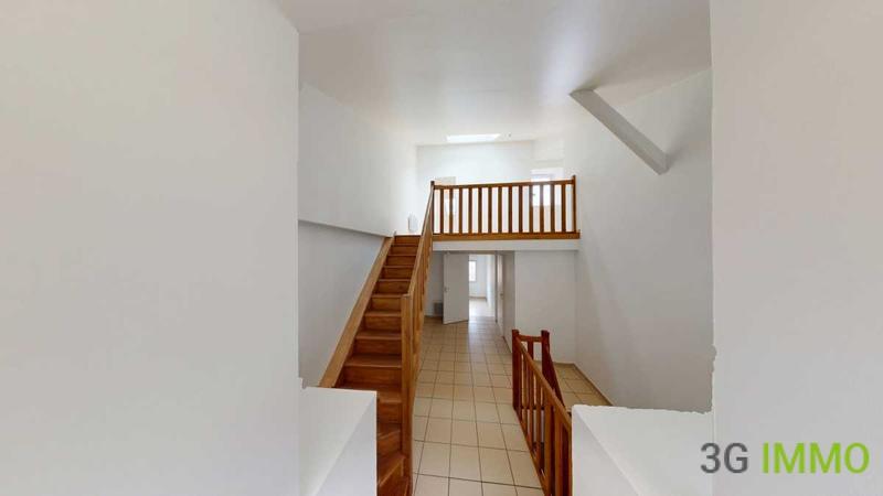 Appartement - 65 m² - 5 pièces