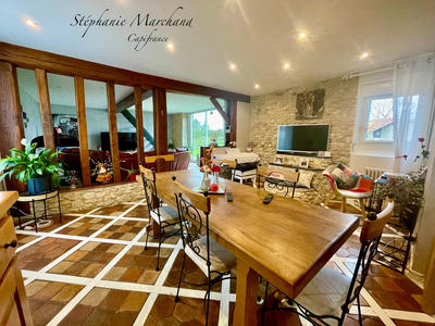 Maison - 137 m² - 6 pièces