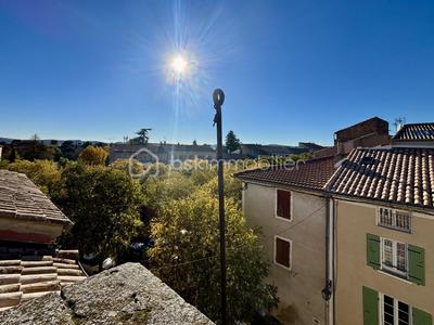 Maison de village - 113 m² - 5 pièces