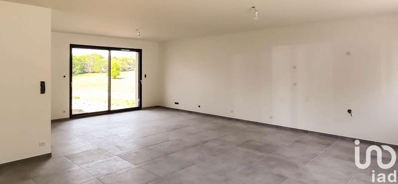 Maison - 104 m² - 4 pièces