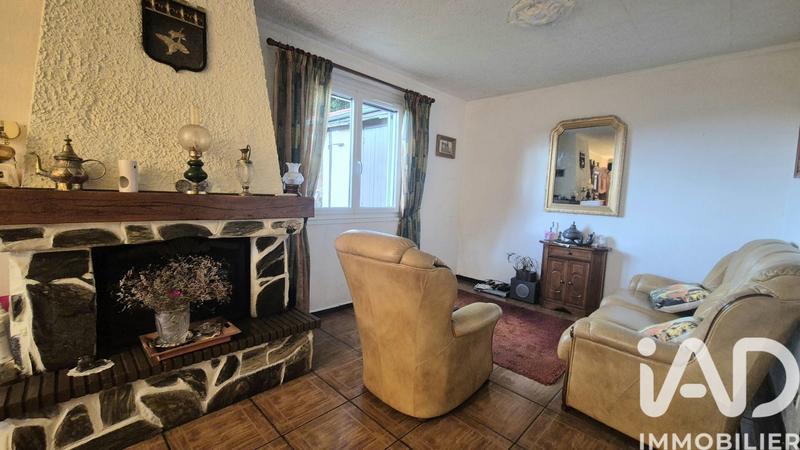 Maison - 90 m² - 3 pièces