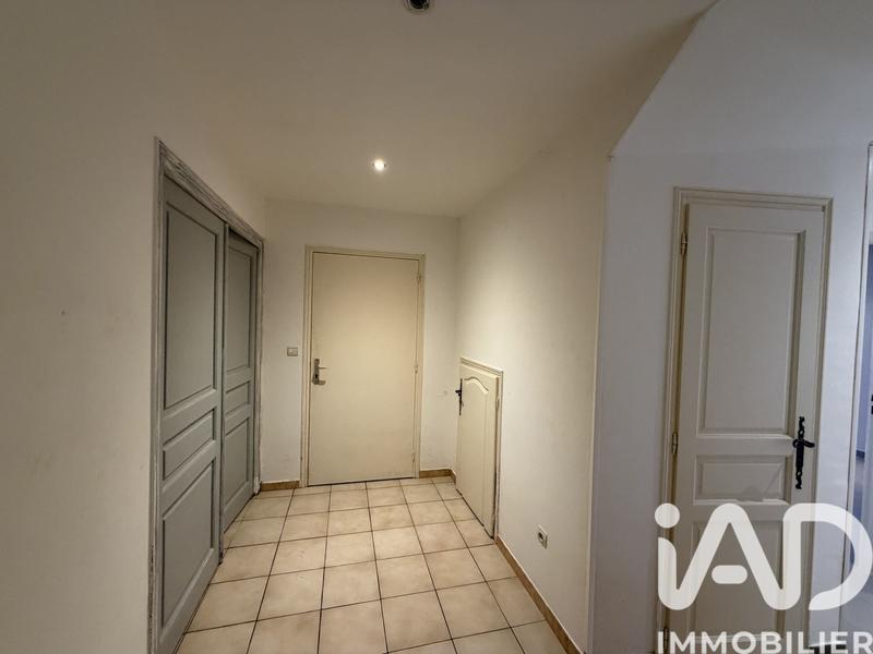 Maison - 212 m² - 8 pièces