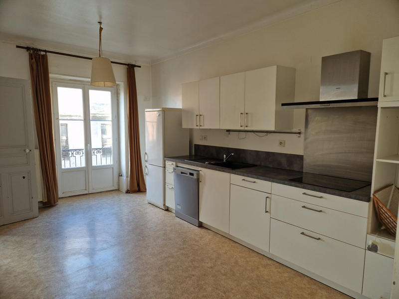 Appartement - 140 m² - 5 pièces